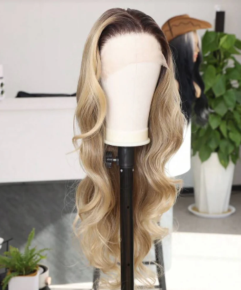 Beyoncé Bombshell Wig