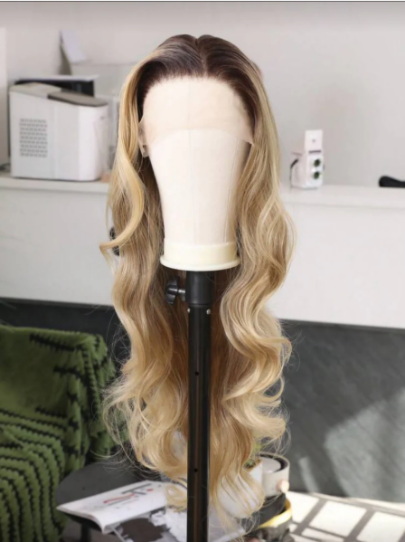 Beyoncé Bombshell Wig